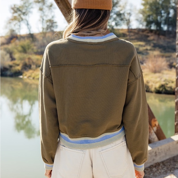 NWT Free People Rio Sweatshirt - Picture 2 of 4